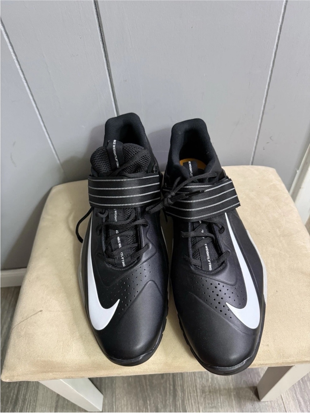 Nike savaleos Men’s Black Athletic Training Shoes with White Swoosh Accent (New)